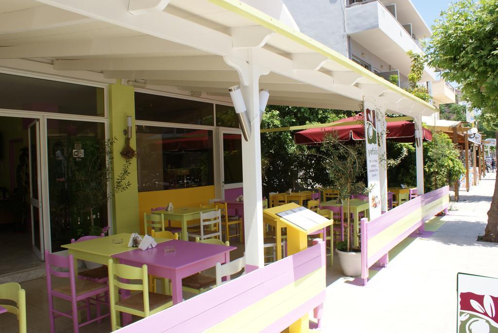 Stam & John Apartments Kos Town Luaran gambar