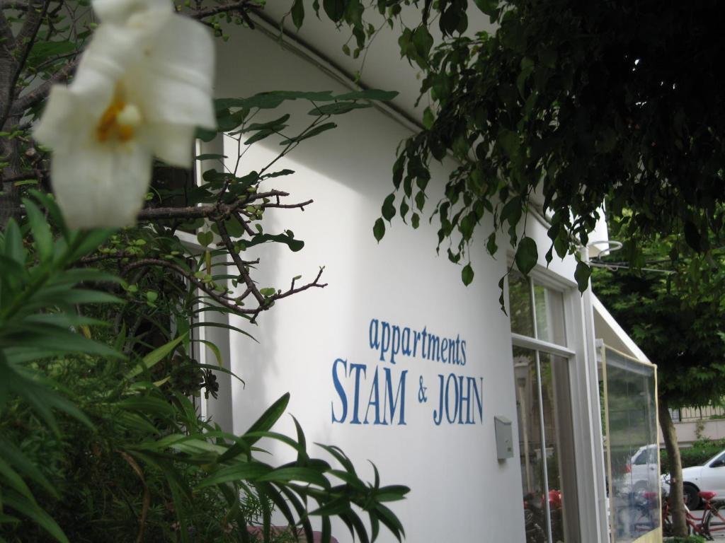 Stam & John Apartments Kos Town Luaran gambar